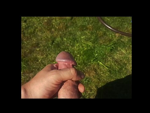 ❤️ ګرم hottie خپل ګلابي بلی fucked او د اوړي په باغ کې د squirt سره cums ترلاسه کوي ❤️ ❌❤